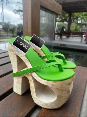 Gorgeous Green  Wood-Effect High Heel Sandals - Women